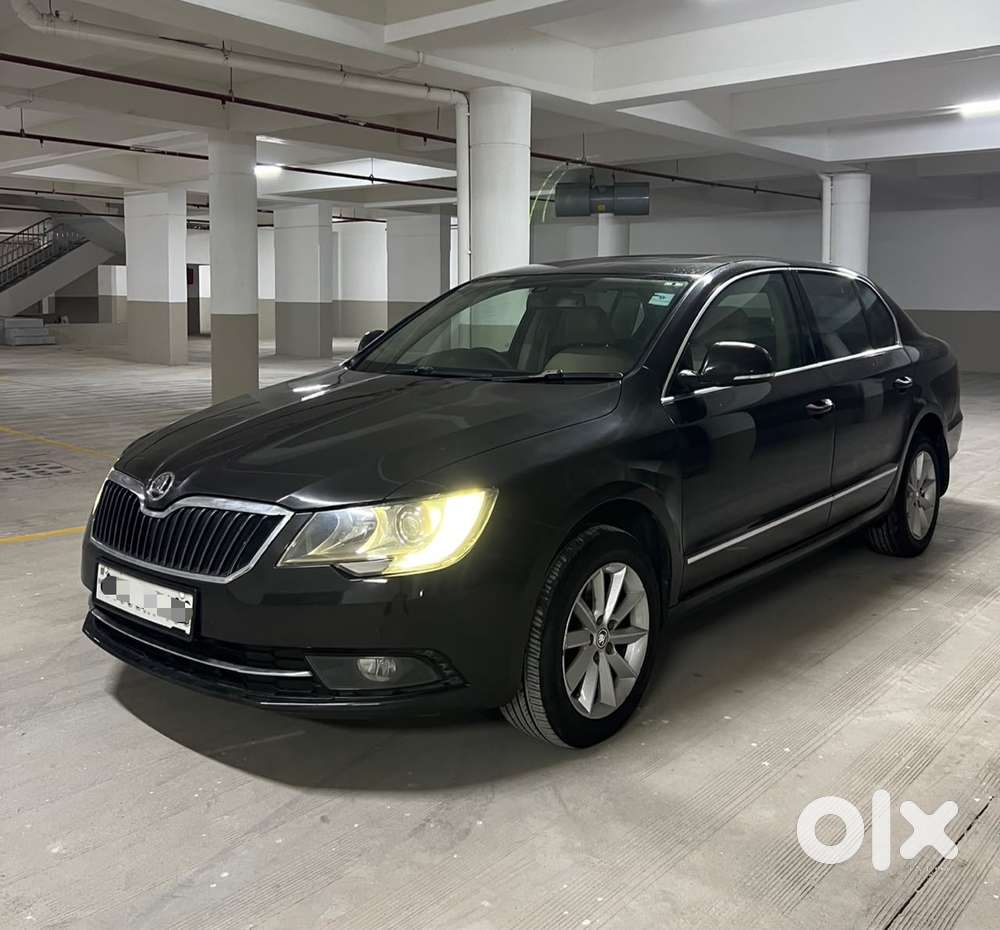 Skoda Superb 2.5 Elegance Tdi At, 2015, Diesel