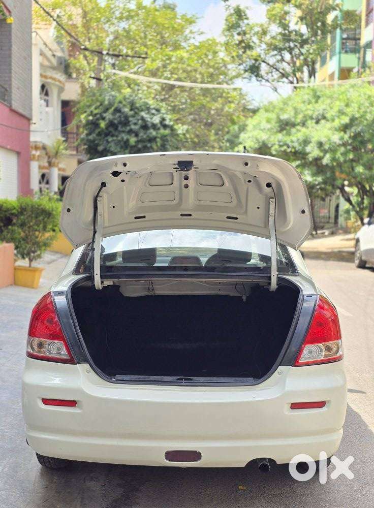 Maruti Suzuki Swift Dzire Ldi, 2012, Diesel