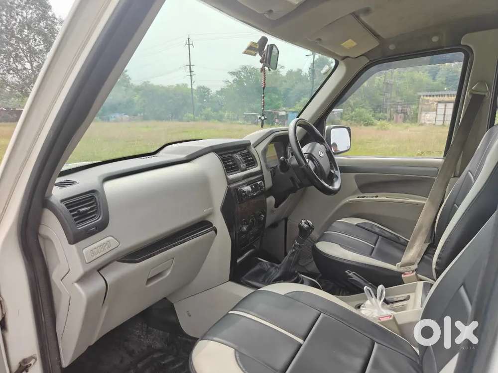 Mahindra Scorpio Classic 2015