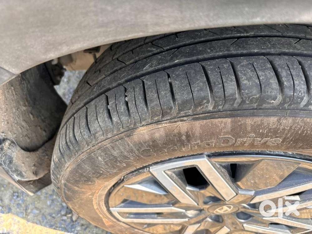 Hyundai Venue 2021 Diesel Showroom  Conditio