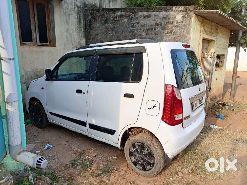 Maruti Suzuki Wagon R 1.0 2014