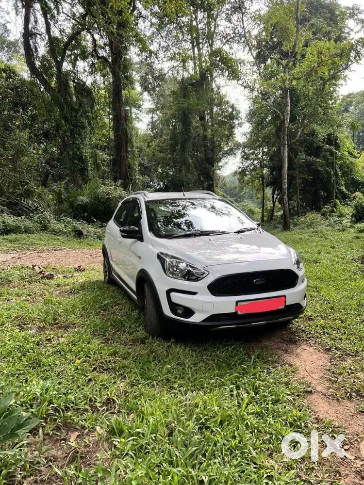 Ford Freestyle Petrol 2019