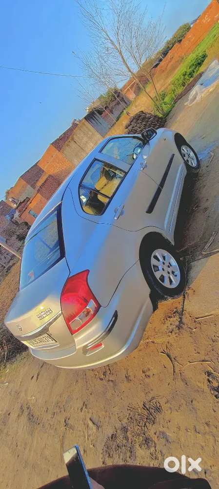 Maruti Suzuki Dzire 2011