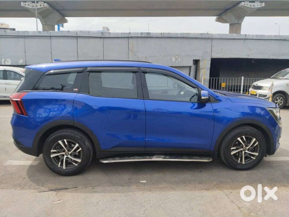 Mahindra Xuv700 2.0 Ax 5 Petrol Mt 7 Str, 2022, Petrol