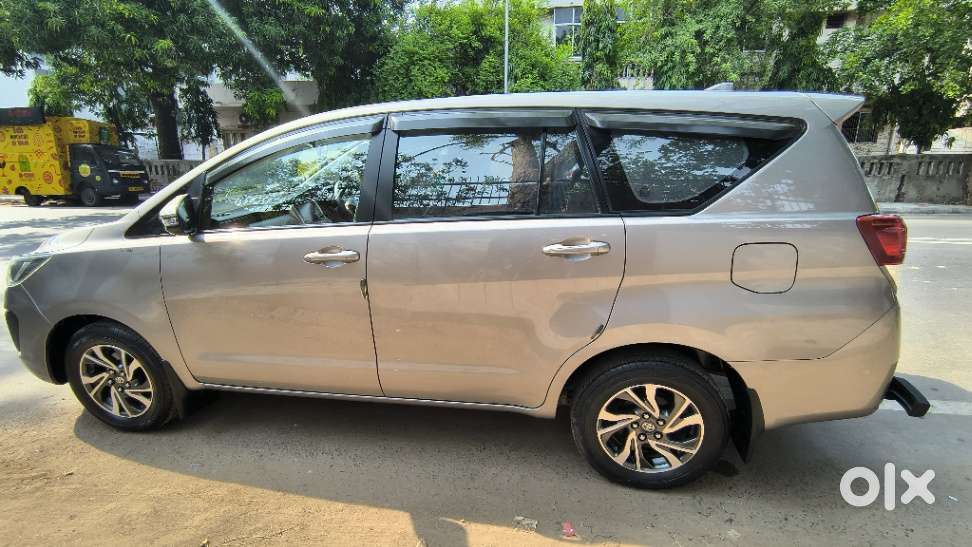 Toyota Innova Crysta [2020-ongoing] 2.4 Gx At 7 Str, 2022, Diesel