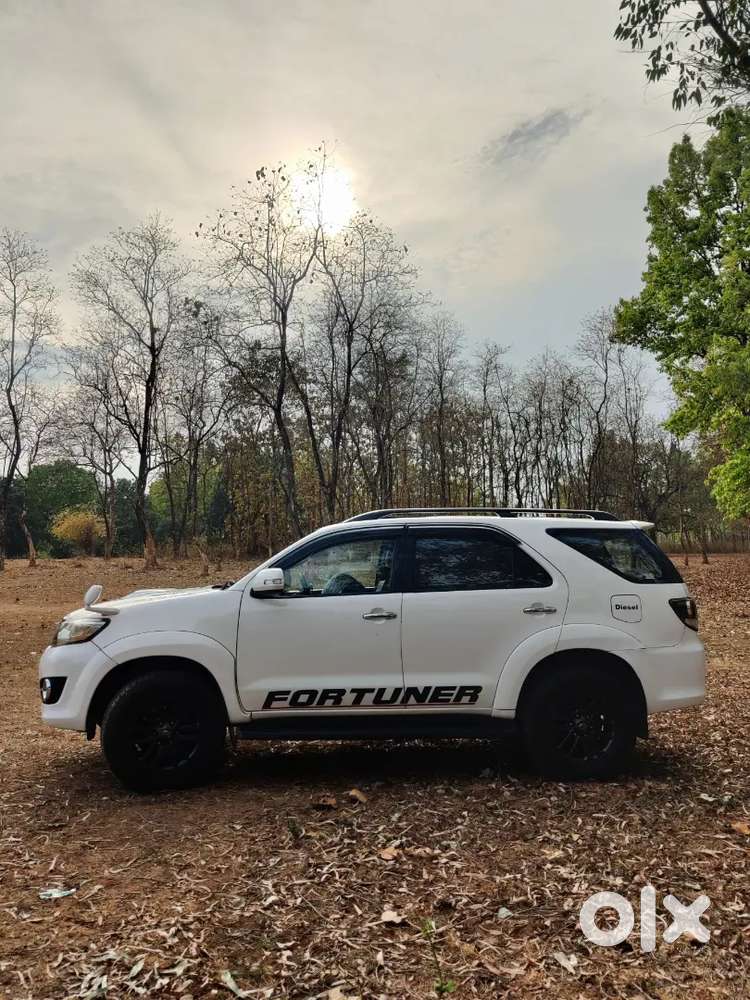 Toyota Fortuner 2015 1st Owner Diesel 99000 Km Driven