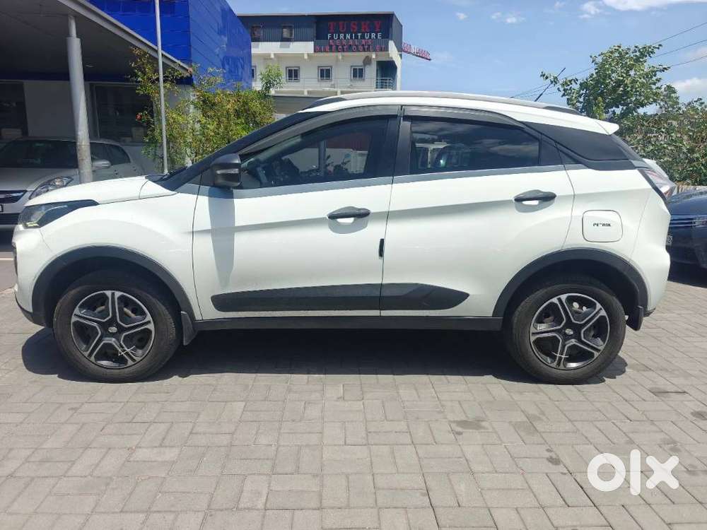 Tata Nexon 1.2 Revotron Xm, 2020, Petrol