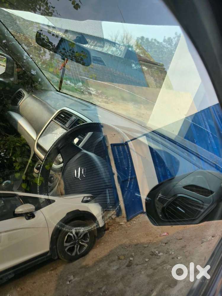 Maruti Suzuki Brezza 1.5 Lxi Smart Hybrid, 2020, Petrol