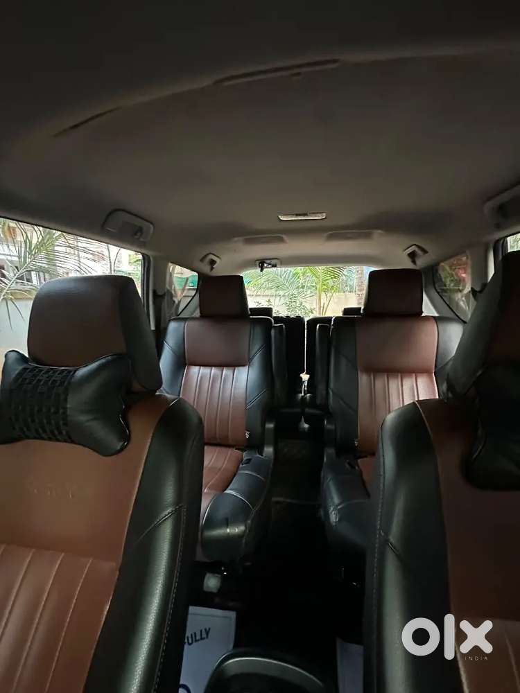 Toyota Innova Crysta 2.8g Automatic 2018