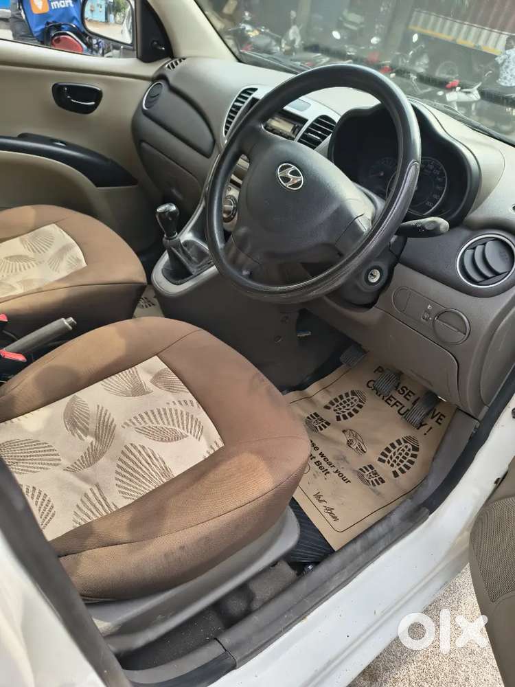 Showroom Single Owner Hyundai I10 Magna Well Maintained