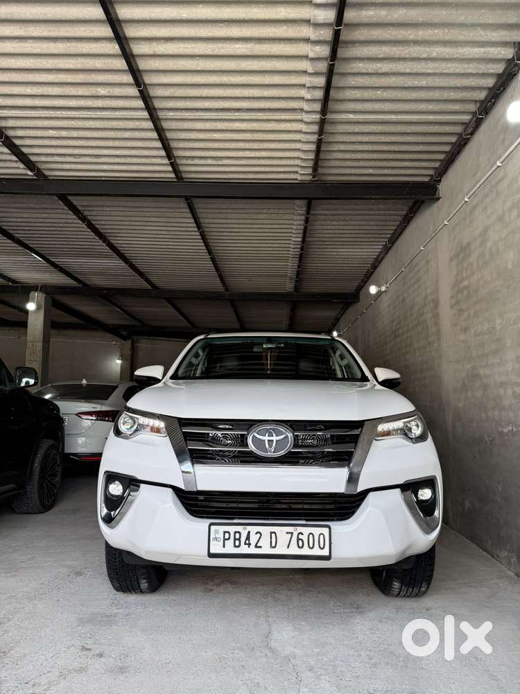 Toyota Fortuner 4x2 At 2.8 Diesel, 2019, Diesel