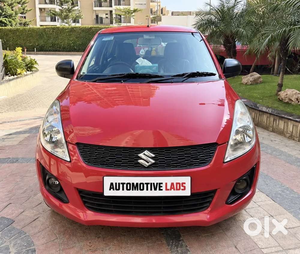 Maruti Suzuki Swift Lxi Optional-o, 2016, Petrol