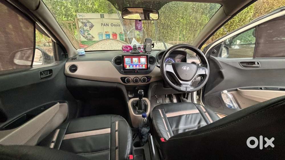 Hyundai Xcent Petrol 2015