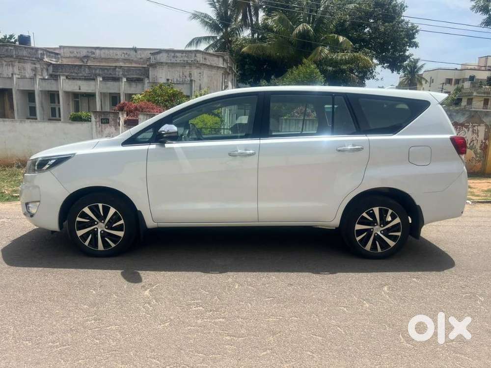 Toyota Innova Crysta 2.4 Z 7 Str, 2023, Diesel