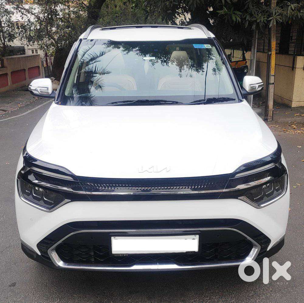 Kia Carens 1.4 Luxury Plus Dct 7 Str, 2022, Petrol