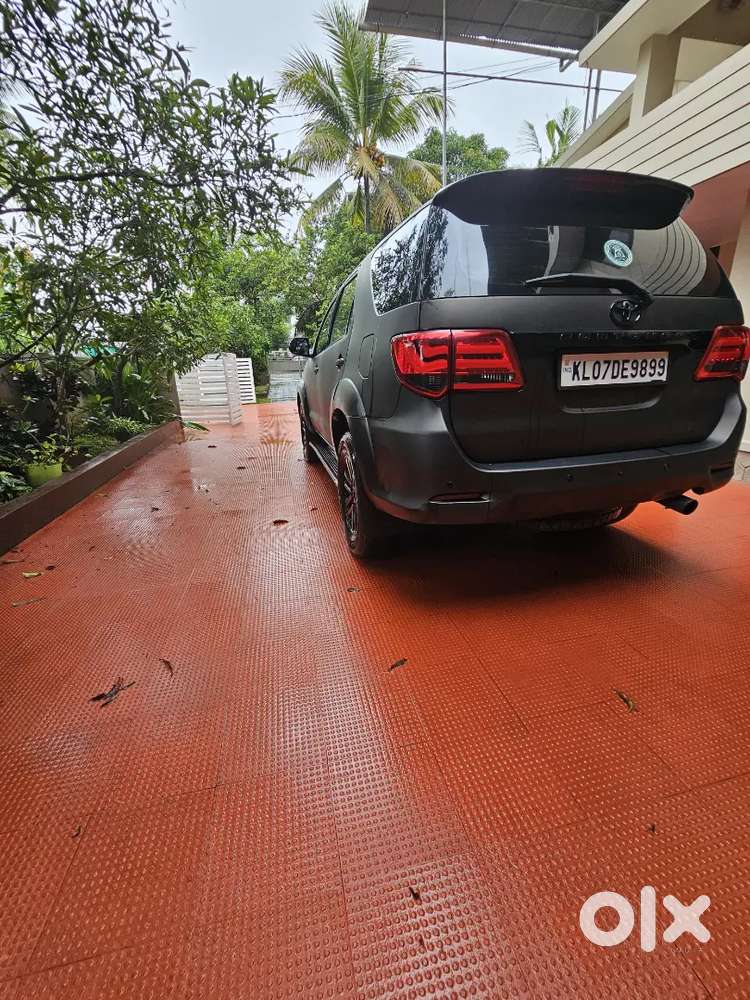 2011 Stealth Brown Facelifted Facelifted  Fortuner 4x4 Manual For Sale