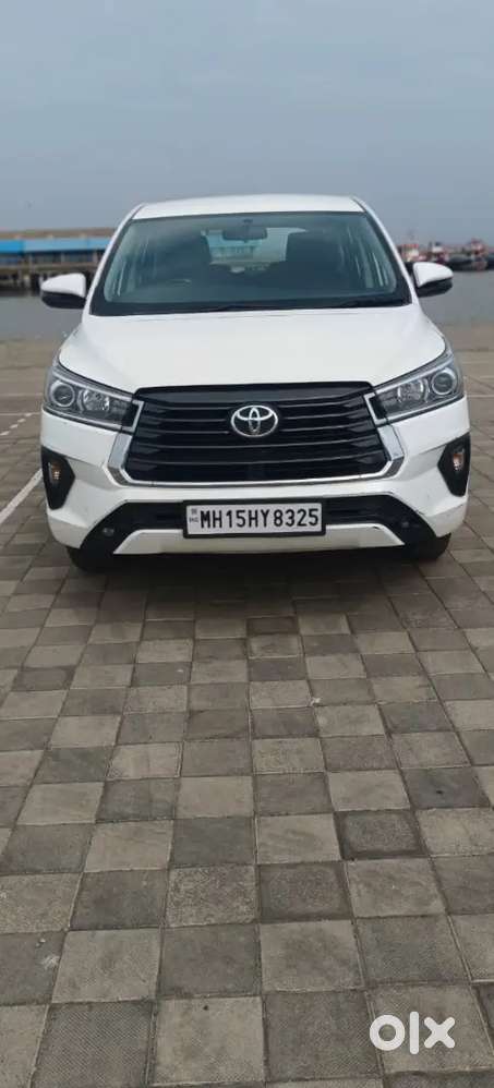 Innova Crysta V