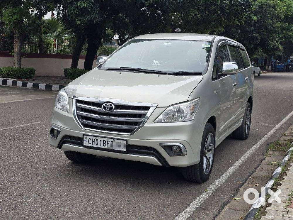 Toyota Innova 2.5 Gx 7 Seater Bs Iv, 2015, Diesel