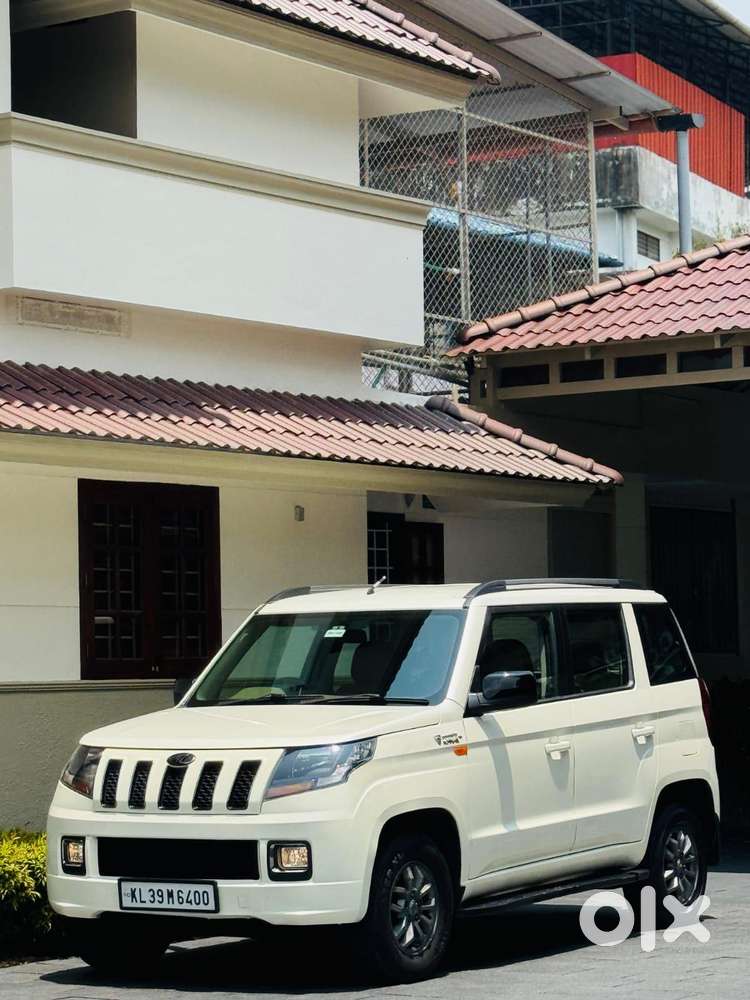 Mahindra Tuv 300 T10 Amt, 2017, Diesel