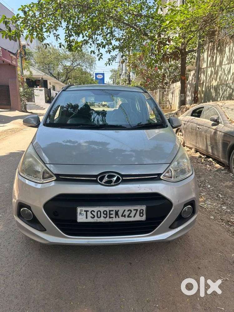 Hyundai Grand I10 2013-2016 Sportz, 2015, Petrol