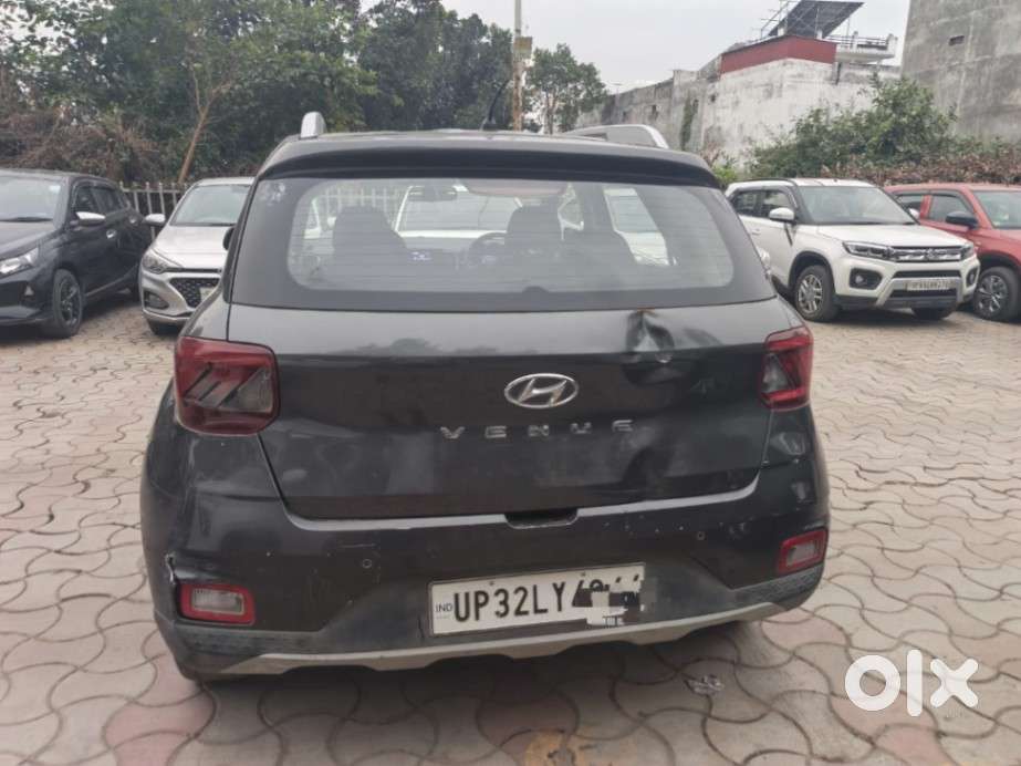 Hyundai Venue S 1.2 Petrol, 2021, Petrol