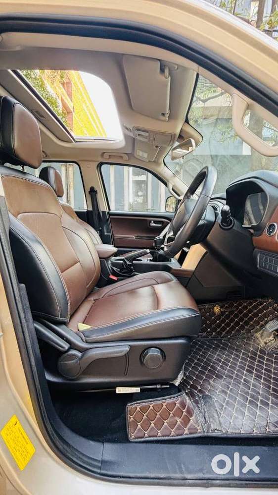 Mahindra Scorpio N Z8 Petrol Mt 7 Str, 2022, Petrol