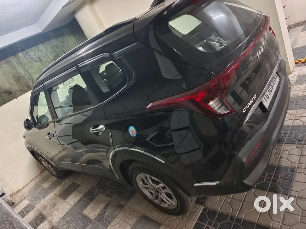 Kia Carens 2025 Diesel Well Maintained