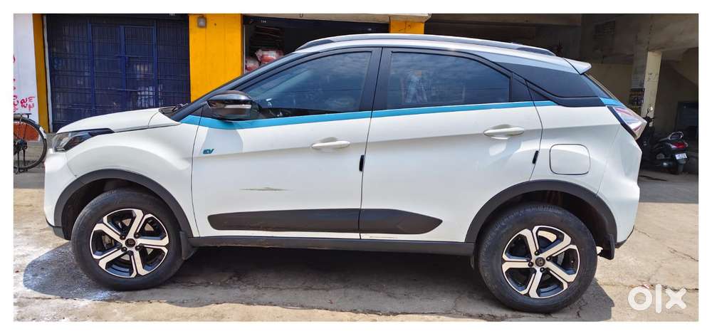 Tata Nexon Ev Xz Plus, 2022, Electric