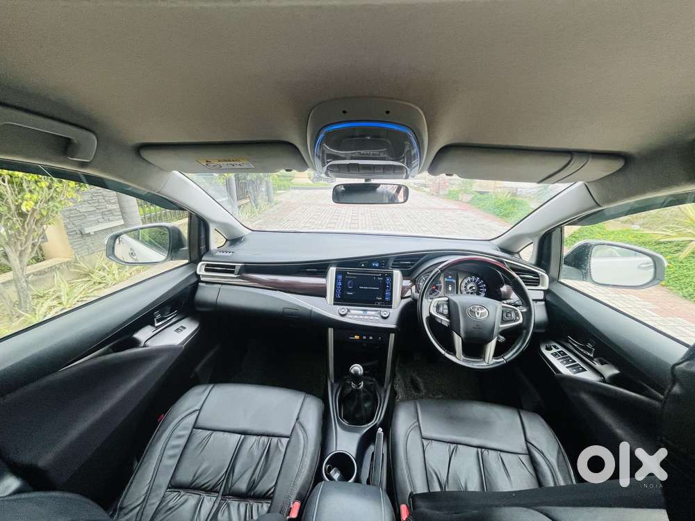 Toyota Innova Crysta [2020-ongoing] 2.4 Vx 8 Str, 2020, Diesel