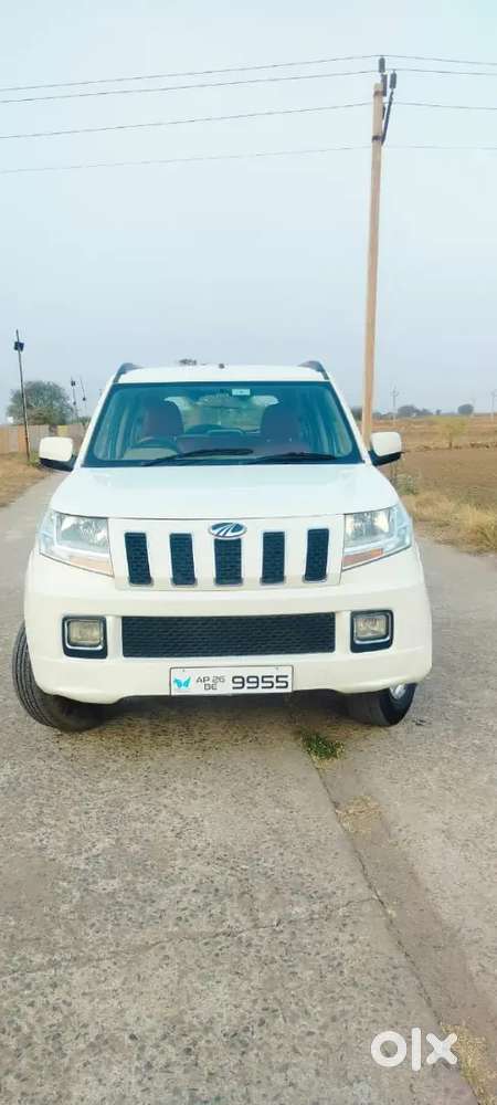 Mahindra Tuv 300 2015 Diesel Good Condition