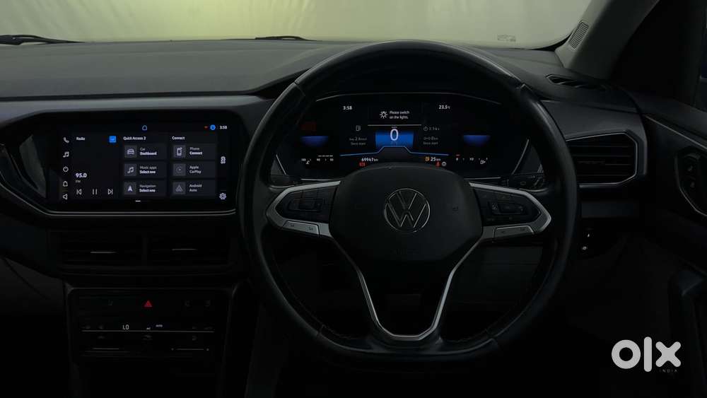 Volkswagen Taigun Topline 1.0 Tsi At (electric Seats), 2022, Petrol