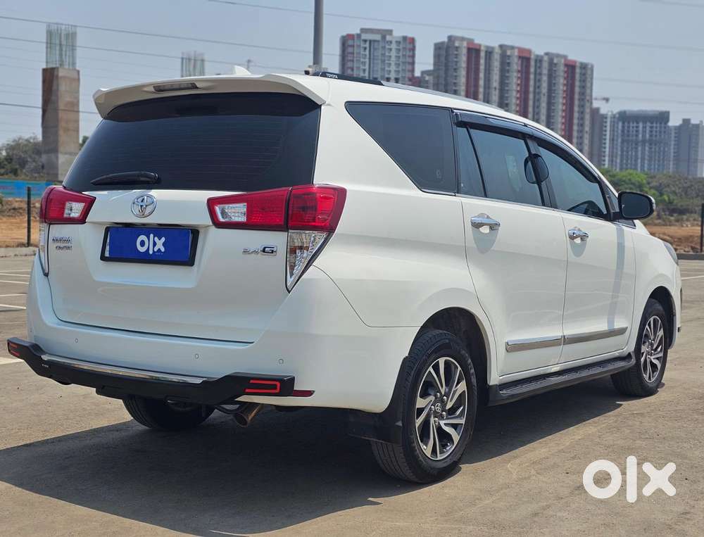 Toyota Innova Crysta