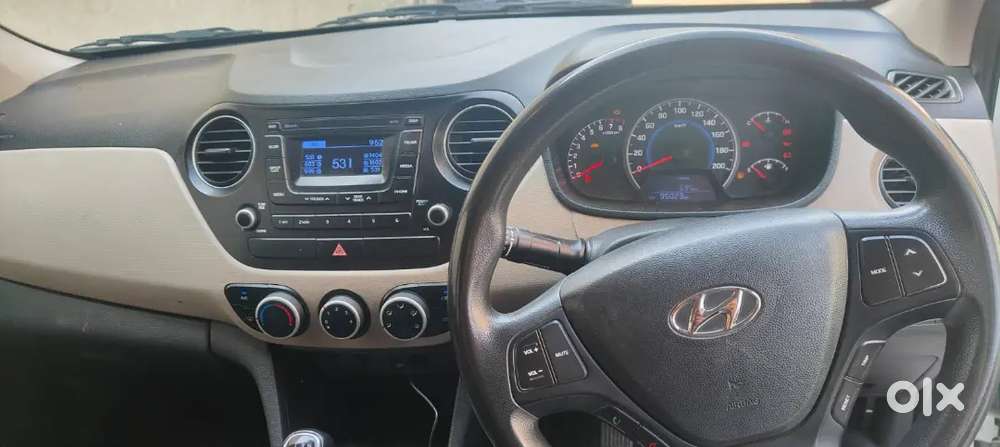 Hyundai Grand I10 2016 Petrol 96000 Km Driven