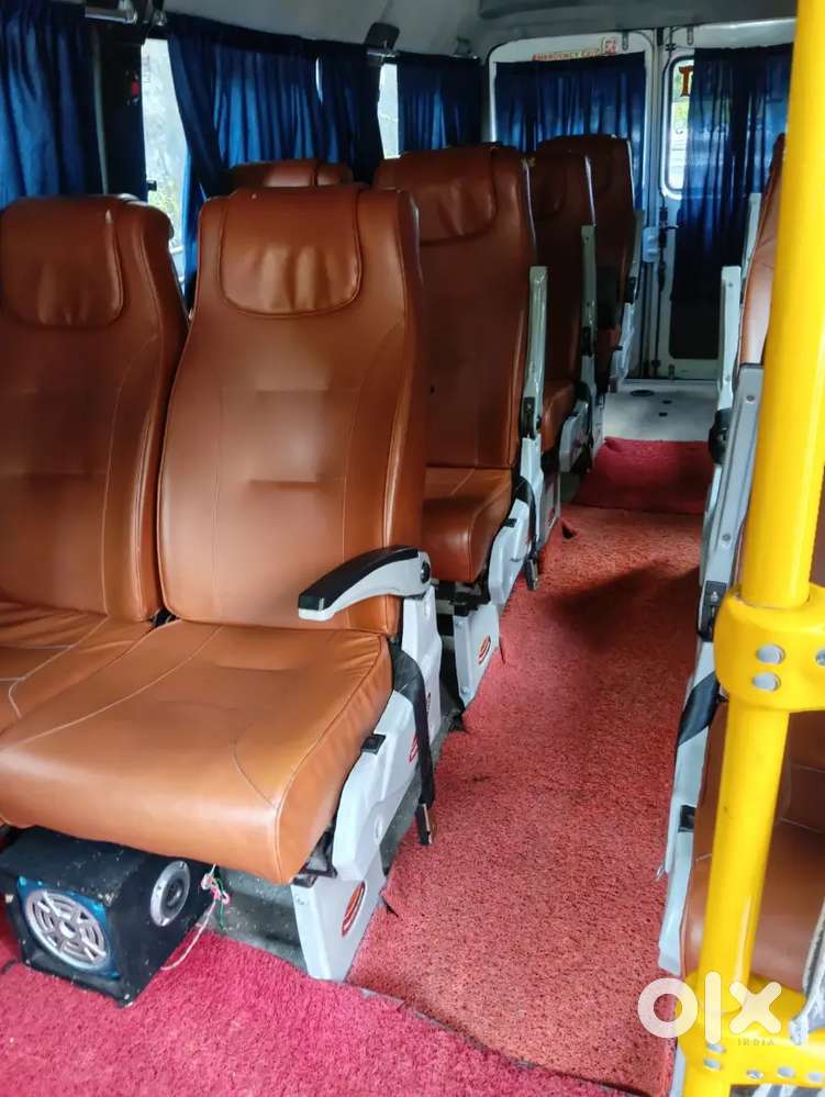 Immediately sell of 17 seater pushback Traveller with very good condit