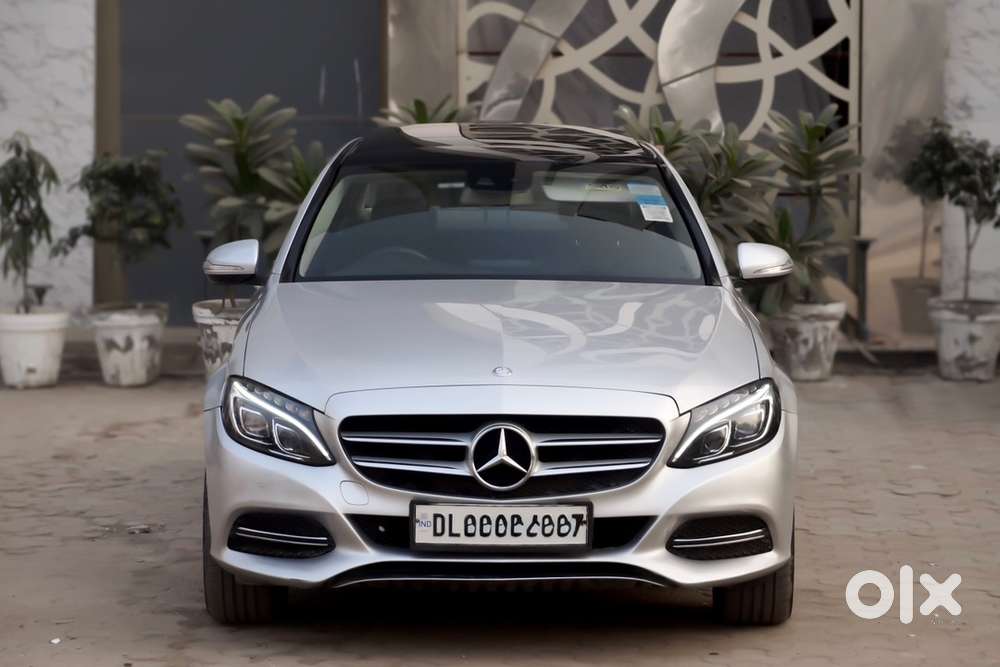 2015 Mercedes-benz C200 Avantgarde  Low Mileage  Panoramic Roof