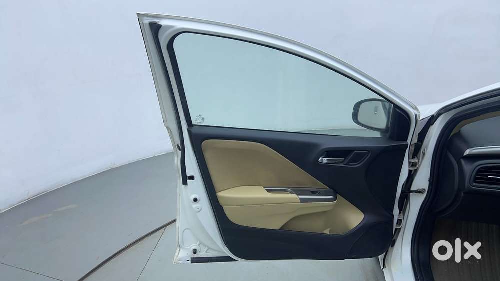 Honda City I-vtec Sv, 2016, Petrol