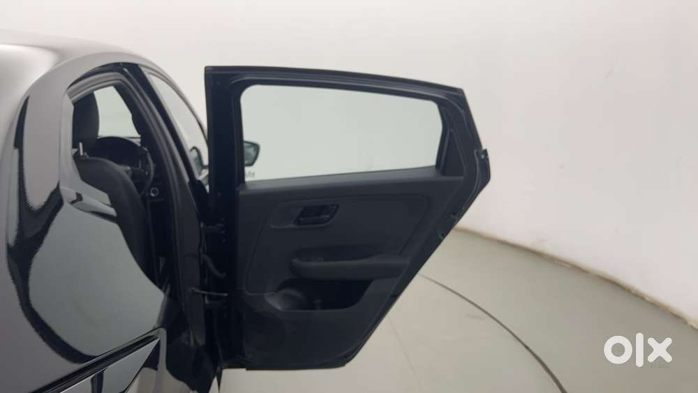 Tata Altroz 1.5 Xz Plus Diesel Dark Edition, 2022, Diesel