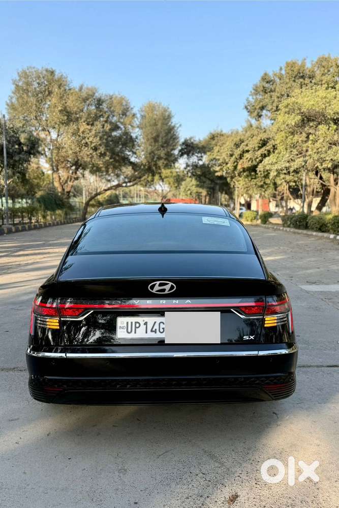 Hyundai Verna 1.5 Sx Petrol Mt, 2024, Petrol