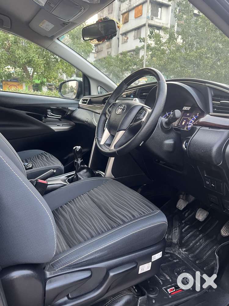 Toyota Innova Crysta 2.4 V 7 Str, 2025, Diesel