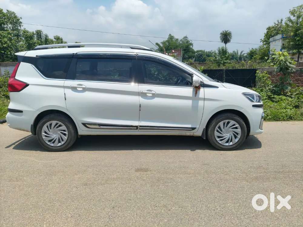 Maruti Suzuki Ertiga Vxi 2025