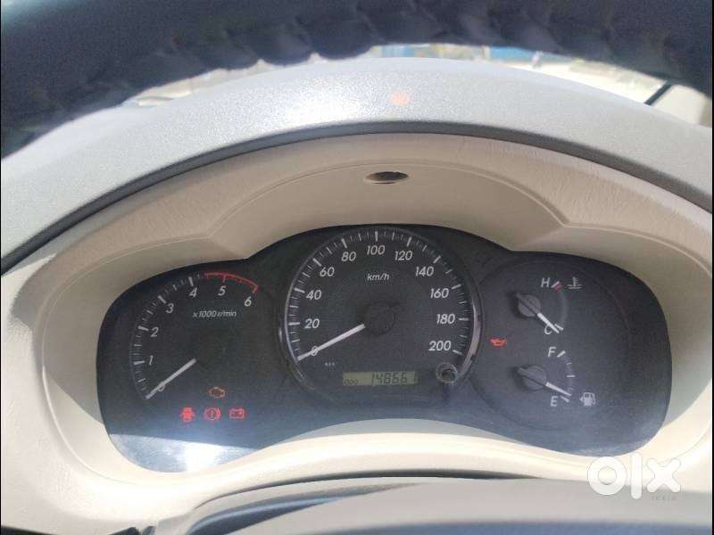 Toyota Innova 2.5 G (diesel) 8 Seater, 2013, Diesel