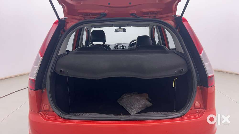 Ford Figo Petrol Zxi, 2015, Petrol