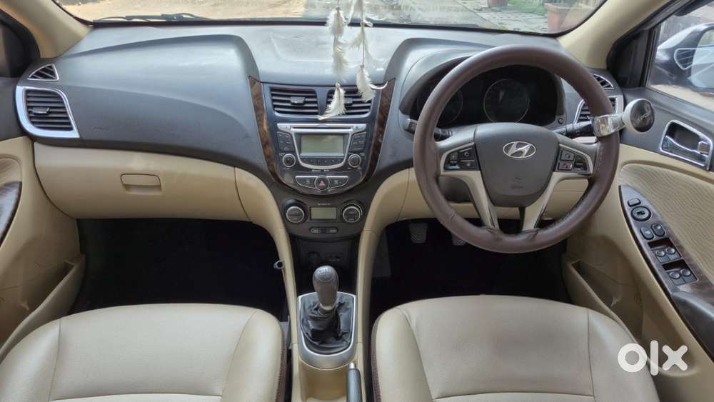 Hyundai Fluidic Verna 1.6 Vtvt Sx, 2013, Cng & Hybrids