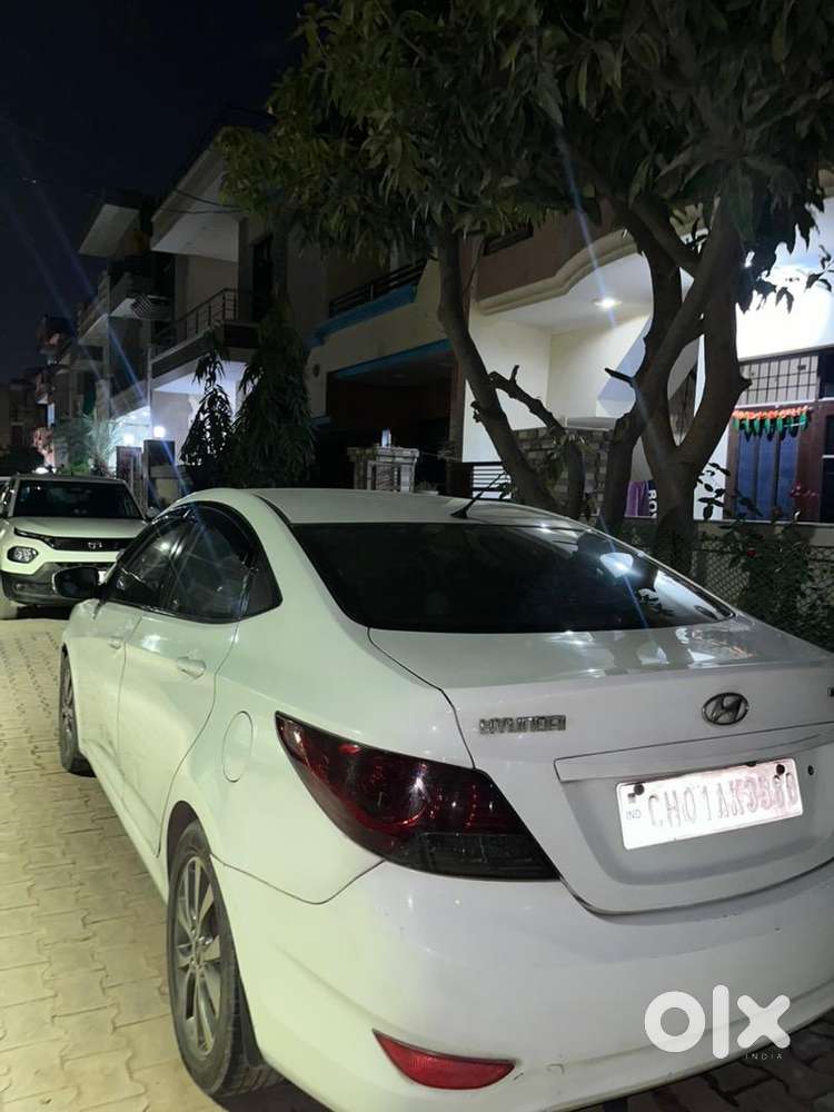 Hyundai Fluidic Verna 2011 Diesel Well Maintained