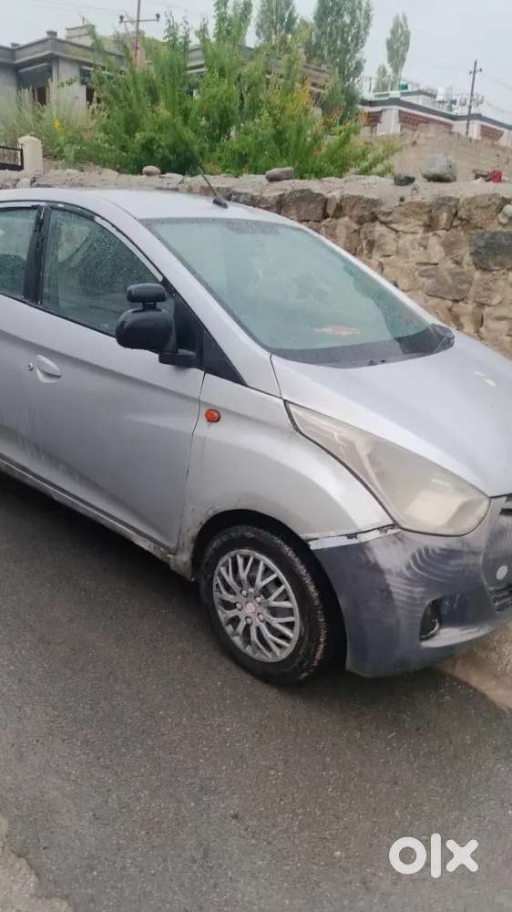 Hyundai Eon Sportz Petrol 2011