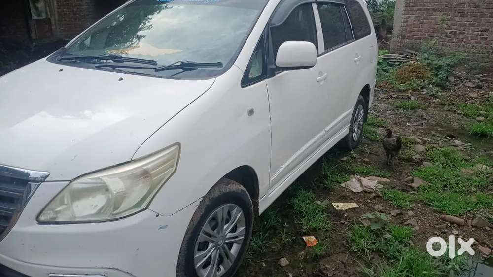 Toyota Innova Diesel 2014