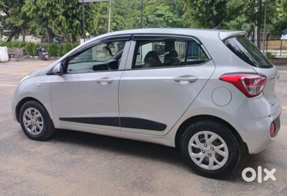 Top Condition Diesel Grand I10 With An Excellent Mileage Of 29 Kmpl
