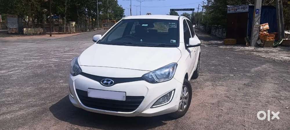 Hyundai I20 Sportz 2013 Diesel Good Vechile