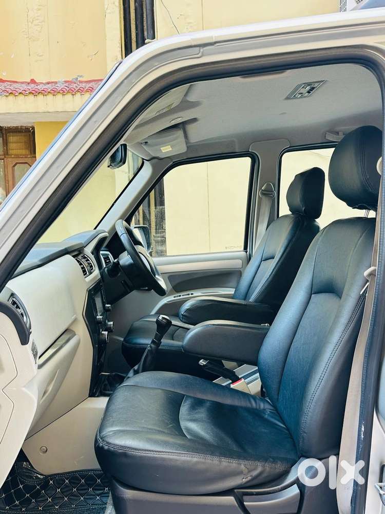 Mahindra Scorpio S10 7 Seater, 2017, Diesel