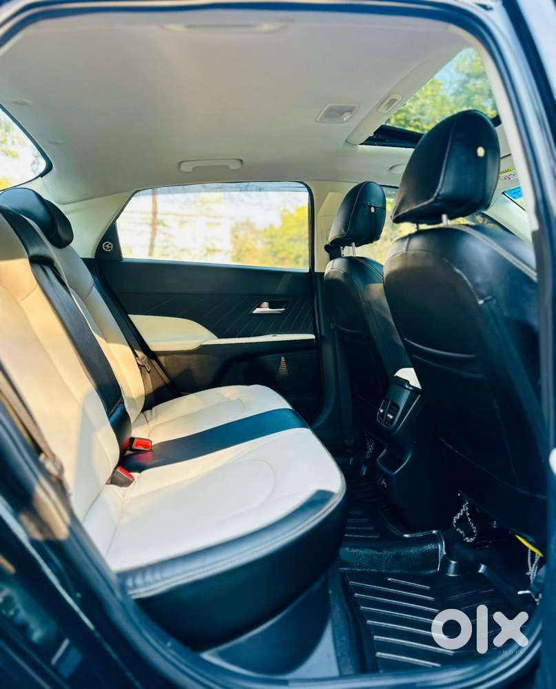 Hyundai Verna Crdi Vgt Sx 1.5, 2023, Petrol